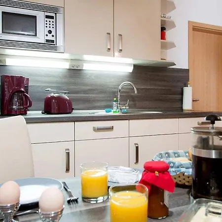 With 1 Bedroom Hébergement de vacances *